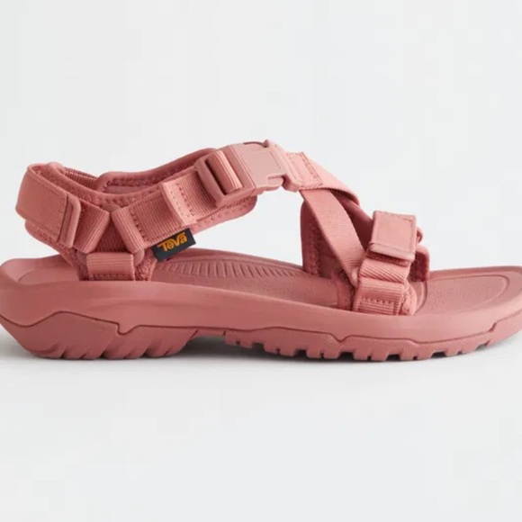 Teva hurricane outdoor shoes size 7 - Picture 1 of 4
